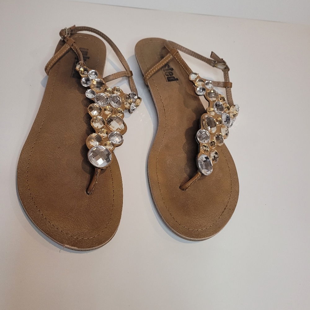Unlisted Sandals 7 Med - Picture 3 of 3